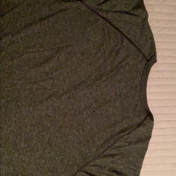 Sharks shirt - Picture 3 of 3